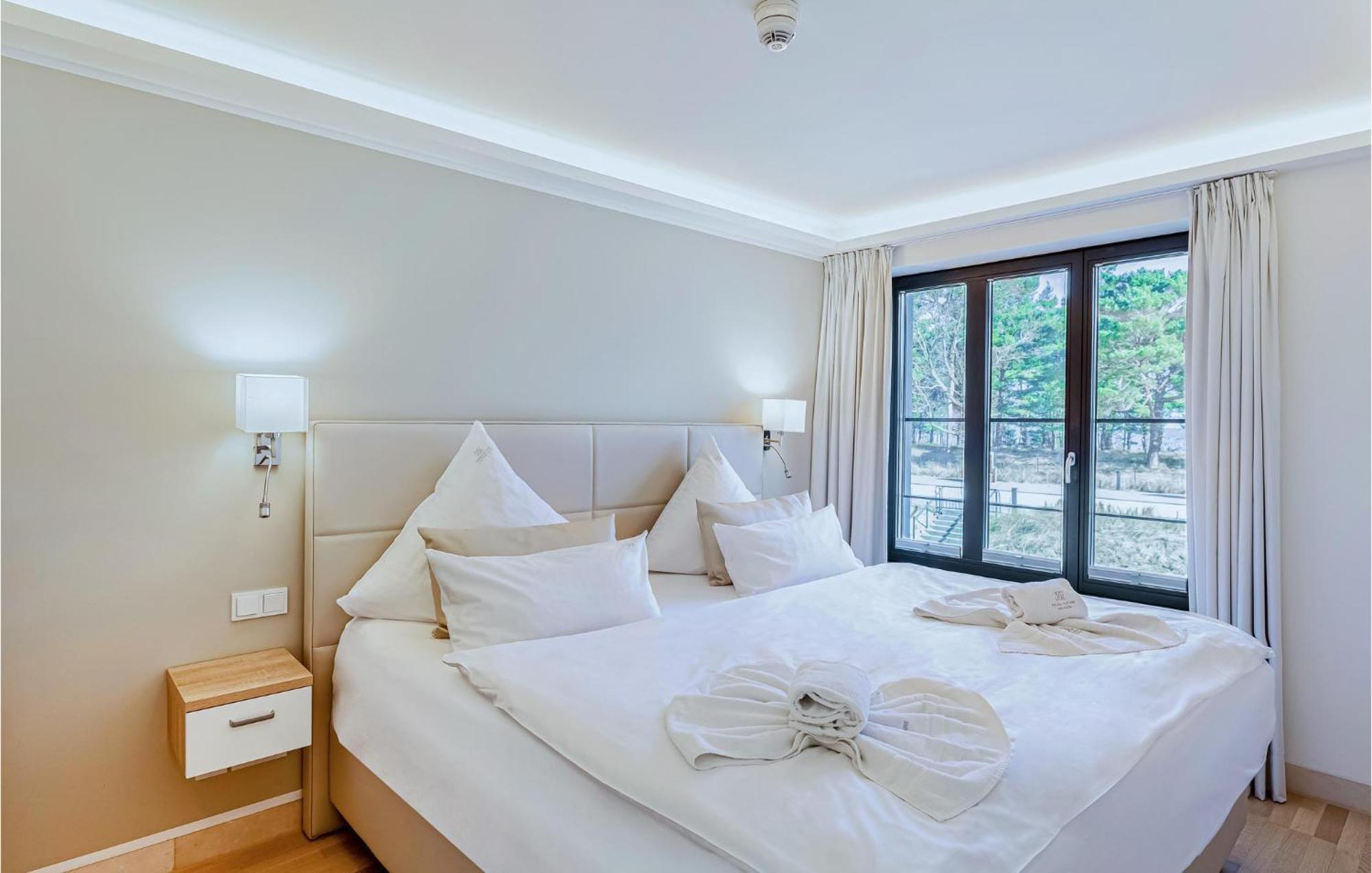 Junior Apartment *